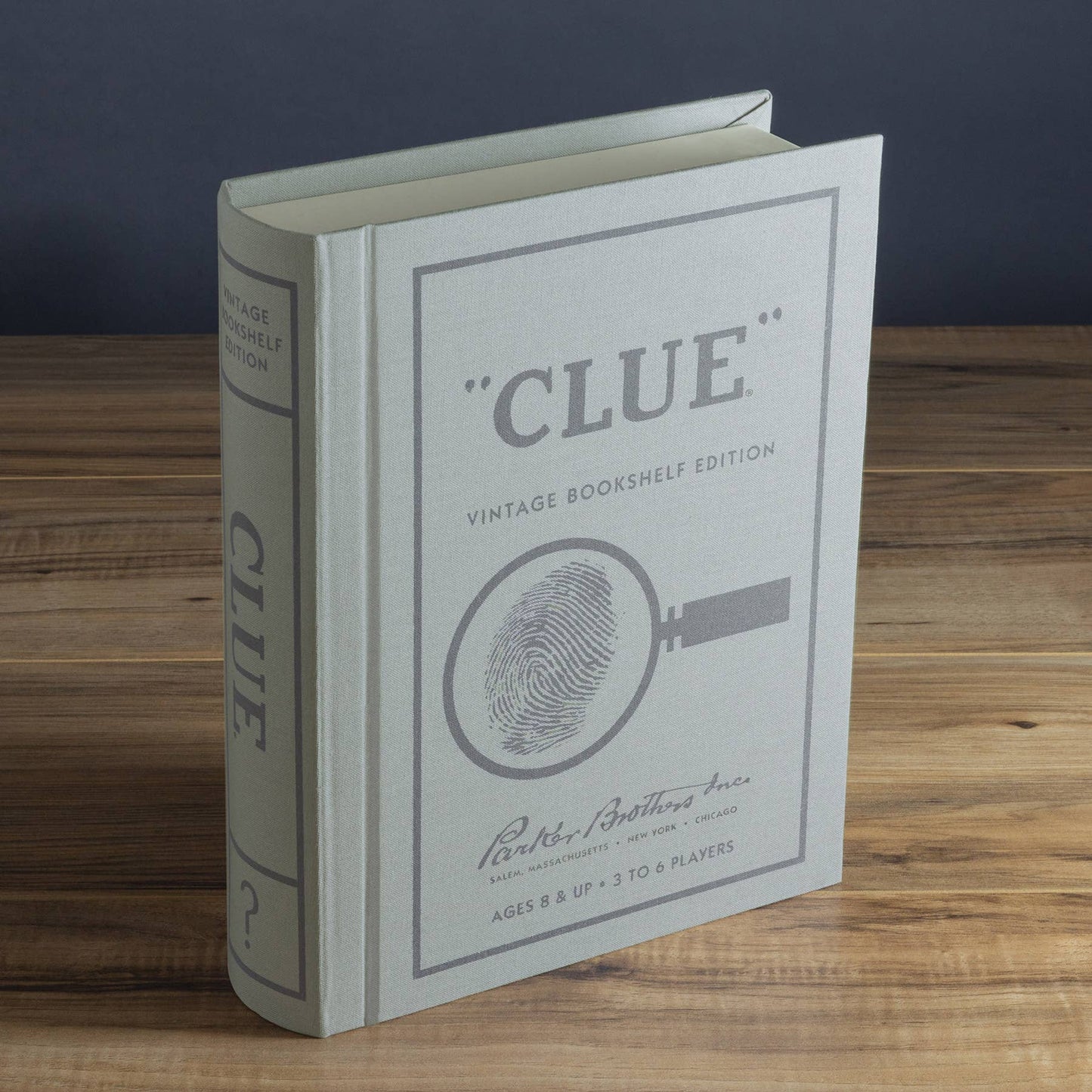 WS Game Company Clue Vintage Bookshelf Edition